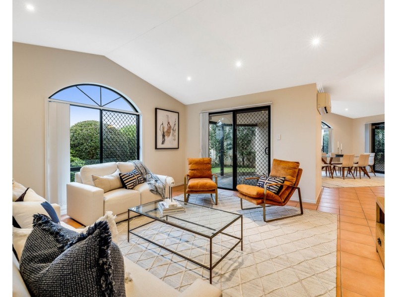 5 Bridget Court, Middle Ridge QLD 4350