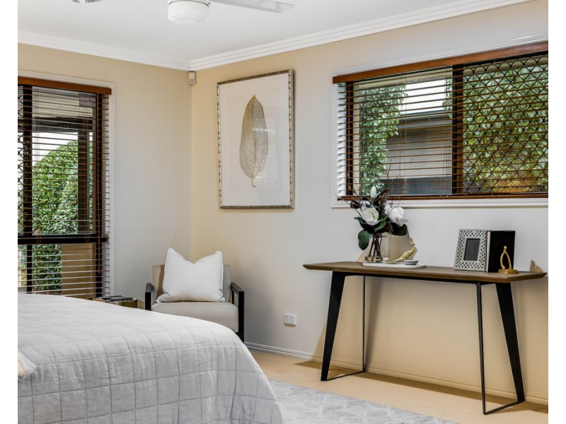 5 Bridget Court, Middle Ridge QLD 4350