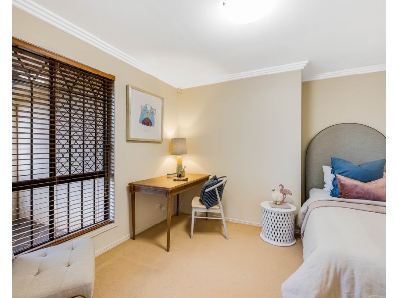 5 Bridget Court, Middle Ridge QLD 4350