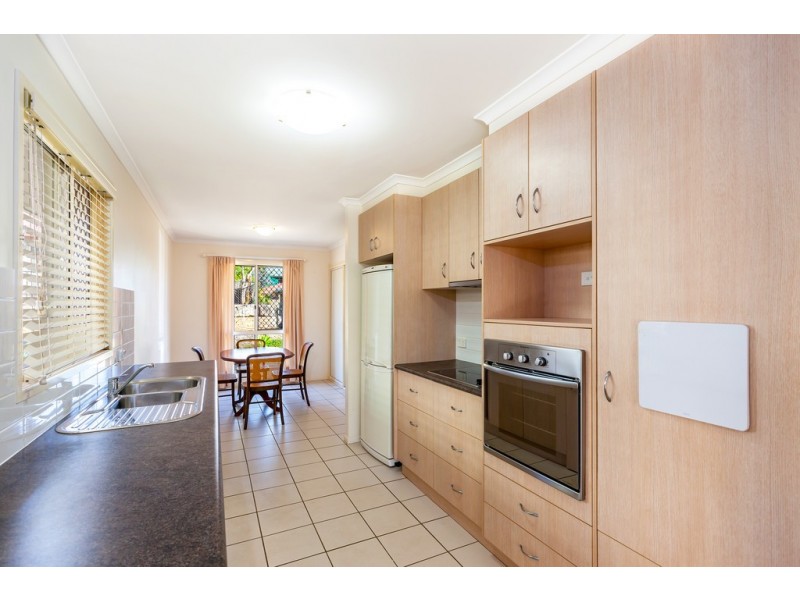 Unit 7/303 Spring Street, Kearneys Spring QLD 4350