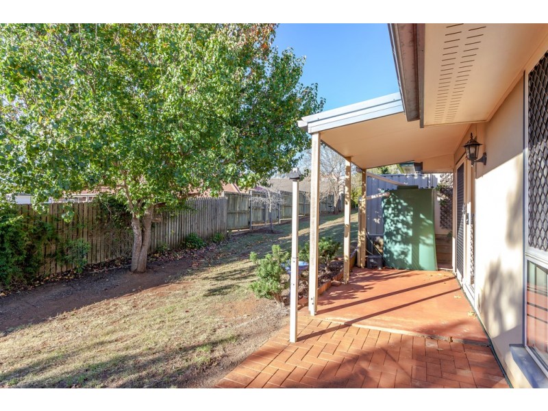 Unit 7/303 Spring Street, Kearneys Spring QLD 4350