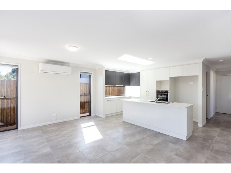 1/28 Ellis Street, Wilsonton QLD 4350