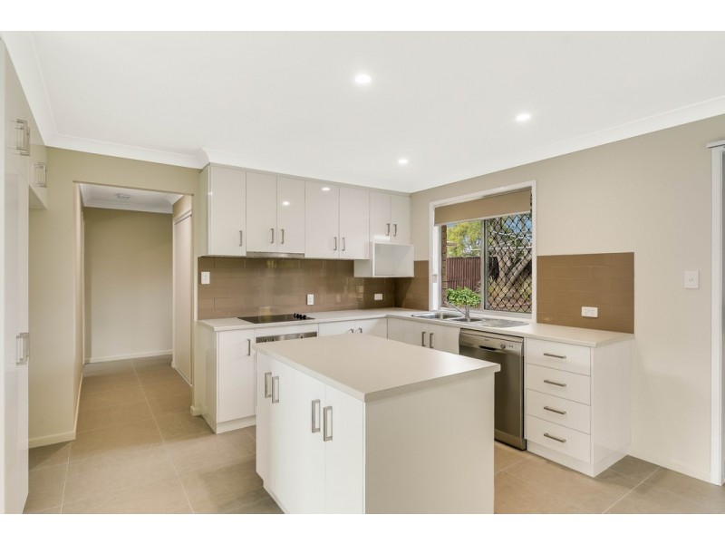 40 Paull Street, Wilsonton QLD 4350