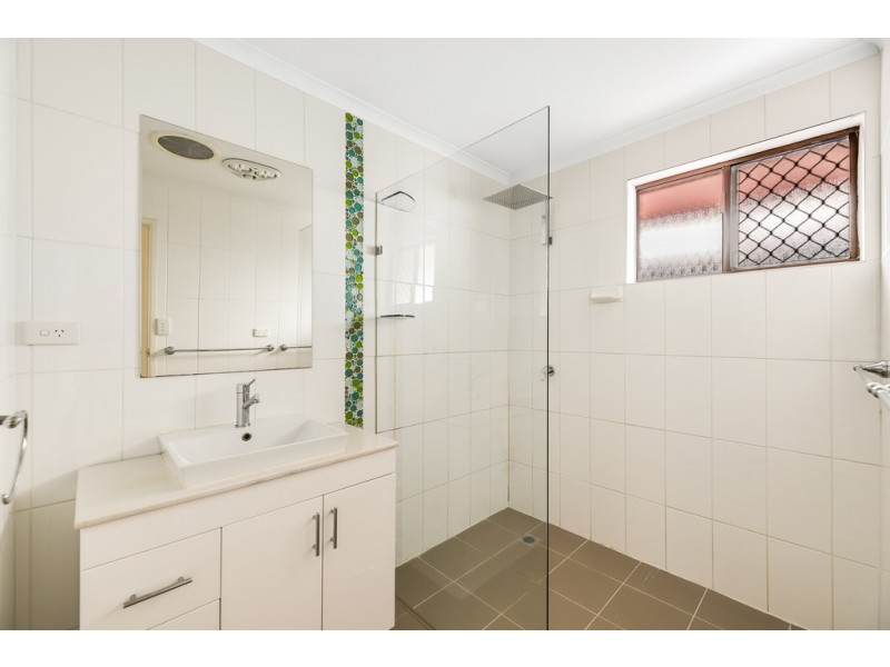 69 Wine Drive, Wilsonton Heights QLD 4350