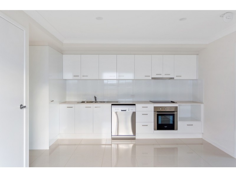 2/29 Myrtleford Crescent, Cambooya QLD 4358