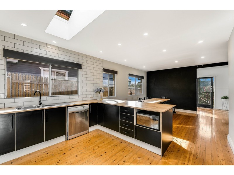 9 Blackdown Street, Harristown QLD 4350