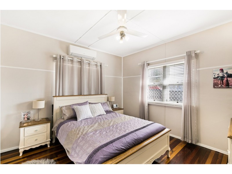 32 Fourth Avenue, Harristown QLD 4350