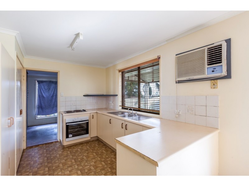 33 Poinciana Street, Newtown QLD 4350