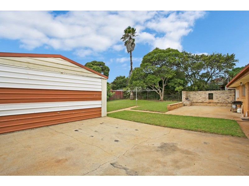 27 Lindberg Street, Wilsonton QLD 4350