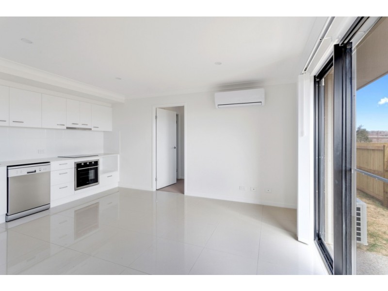 2/84 Magpie Drive, Cambooya QLD 4358