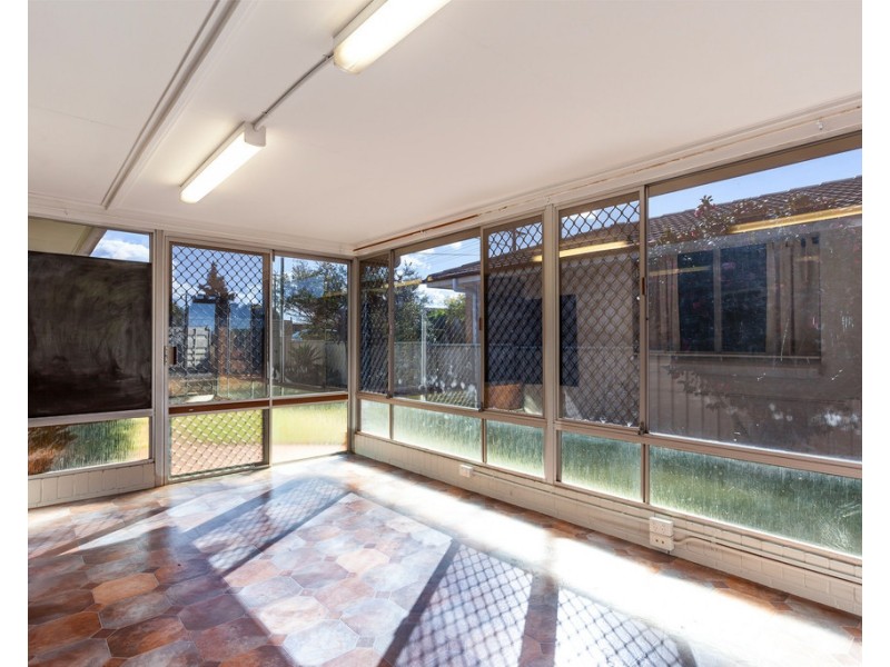 30 Honey Street, Harristown QLD 4350