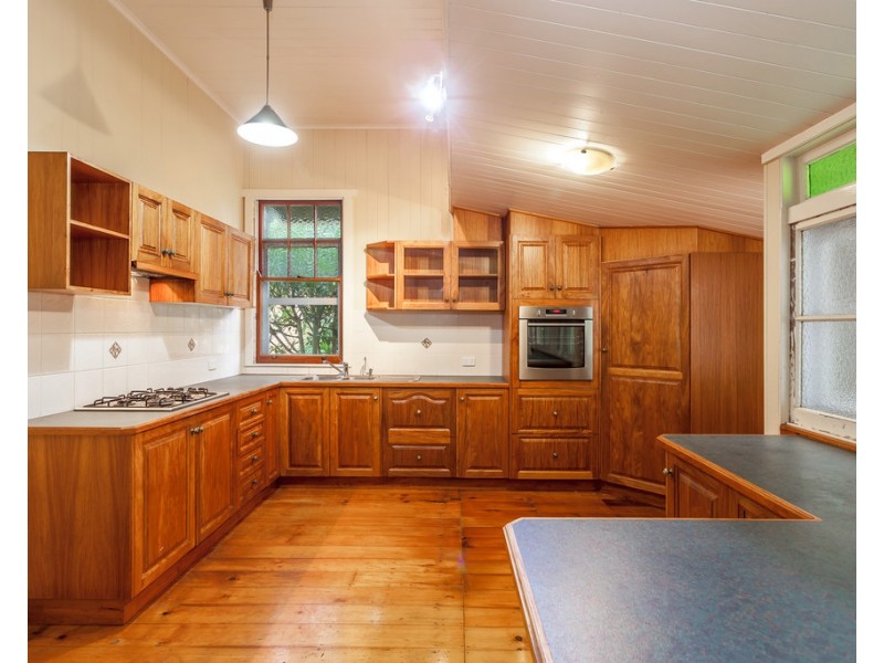 8 Cedar Street, East Toowoomba QLD 4350