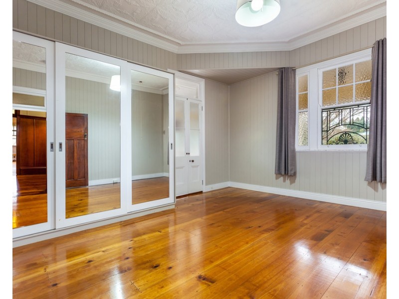 8 Cedar Street, East Toowoomba QLD 4350