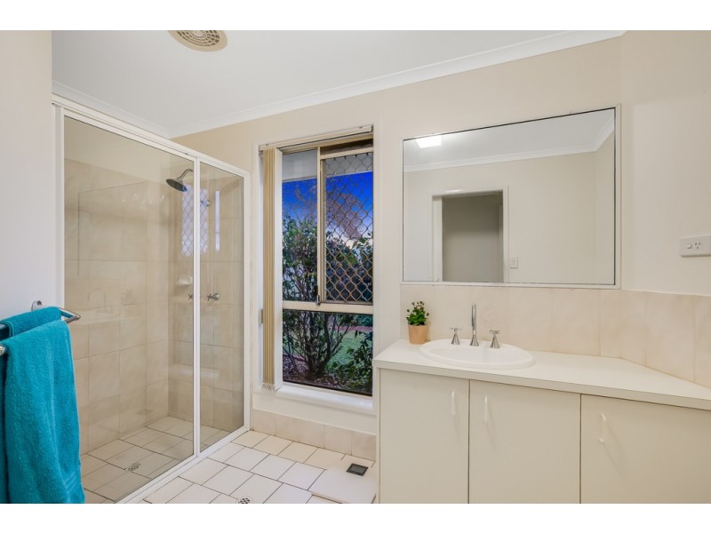 22 Halsworth Street, Cranley QLD 4350