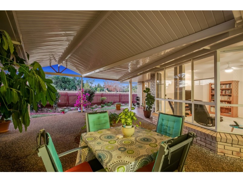 22 Halsworth Street, Cranley QLD 4350