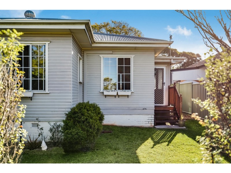 11 Blackdown Street, Harristown QLD 4350