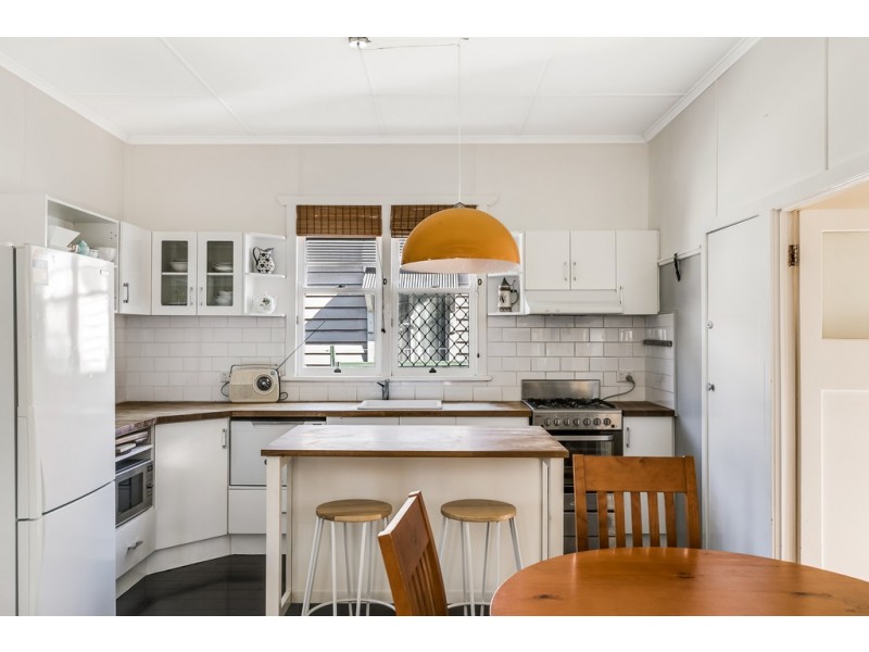 11 Blackdown Street, Harristown QLD 4350