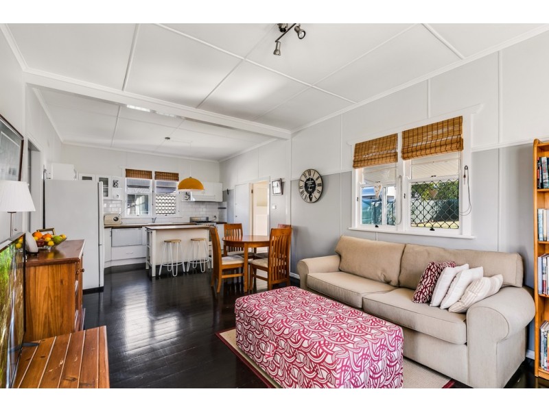 11 Blackdown Street, Harristown QLD 4350