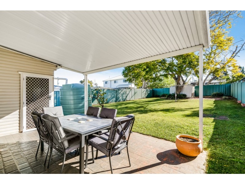 11 Blackdown Street, Harristown QLD 4350