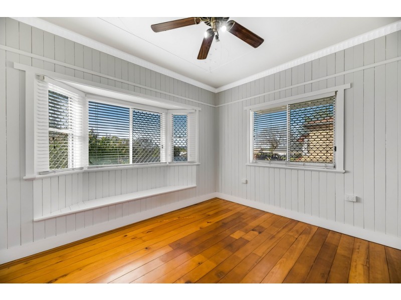 38 Dunne Street, Harristown QLD 4350