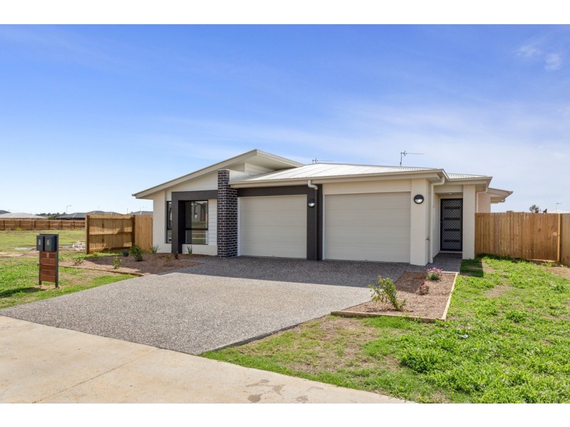 2/5 Murwillock Street, Cambooya QLD 4358