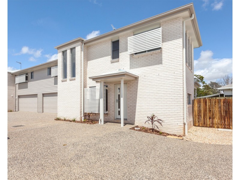 3/6 Swallow Court, Newtown QLD 4350