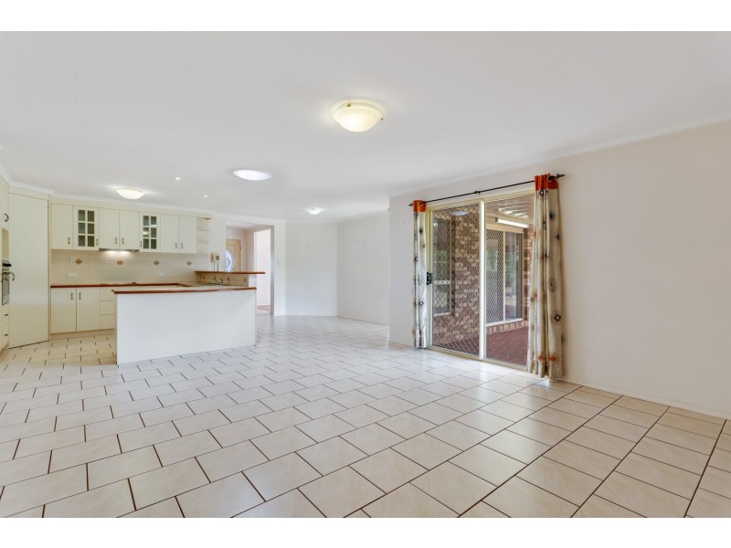 18 Bunya View Drive, Highfields QLD 4352