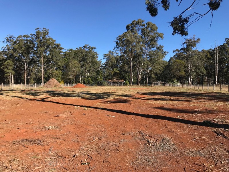 28 Evans Road, Cabarlah QLD 4352