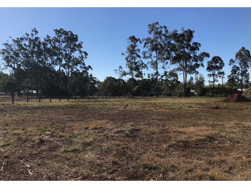 28 Evans Road, Cabarlah QLD 4352