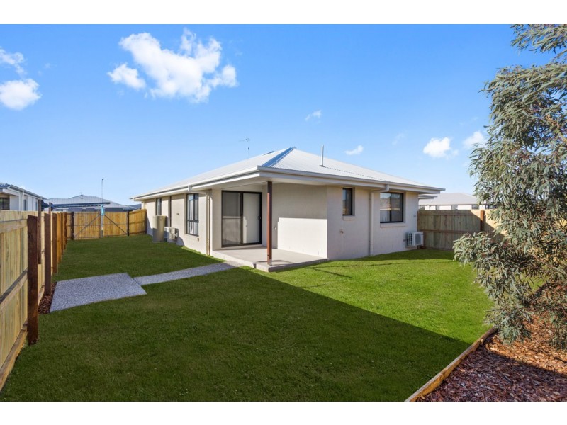 2/116 Magpie Drive, Cambooya QLD 4358