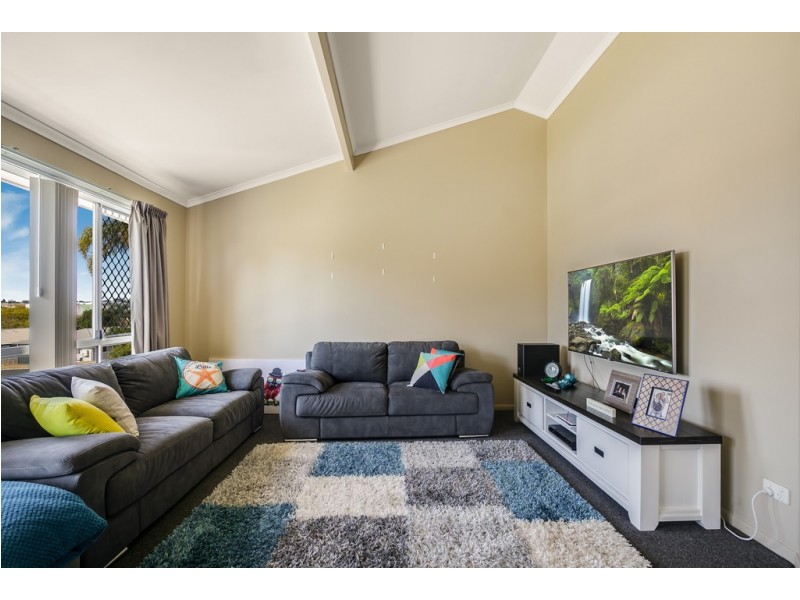 9 Moore Crescent, Wilsonton QLD 4350