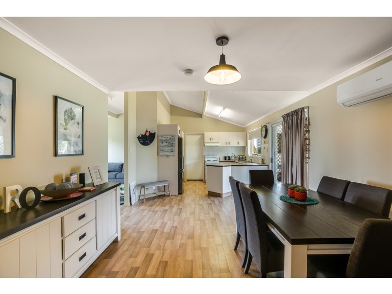 9 Moore Crescent, Wilsonton QLD 4350