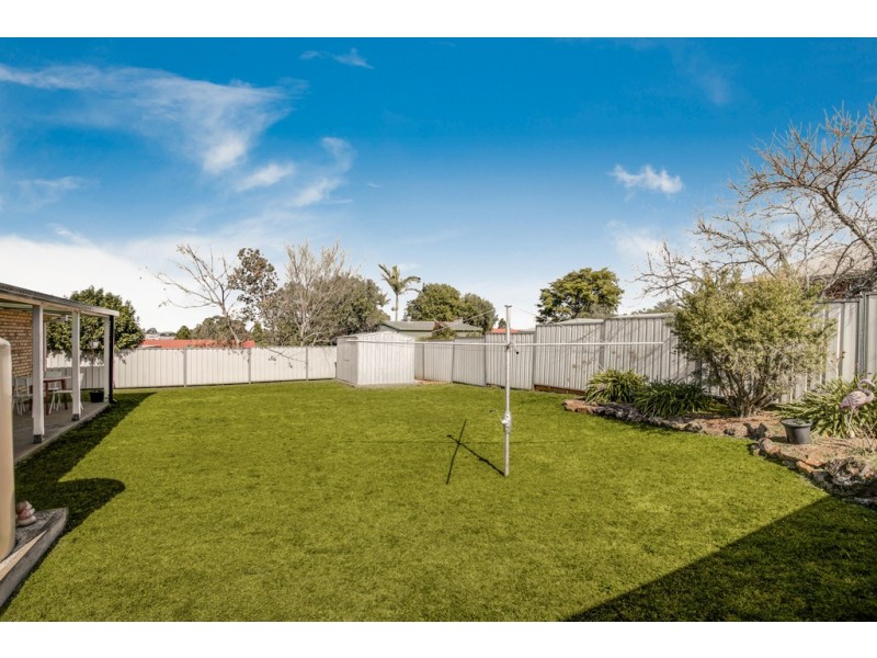 9 Moore Crescent, Wilsonton QLD 4350