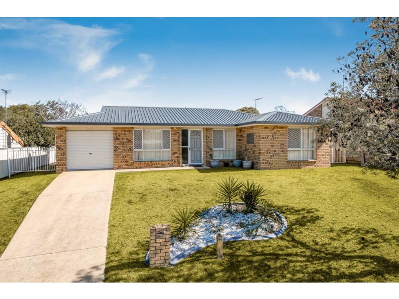9 Moore Crescent, Wilsonton QLD 4350