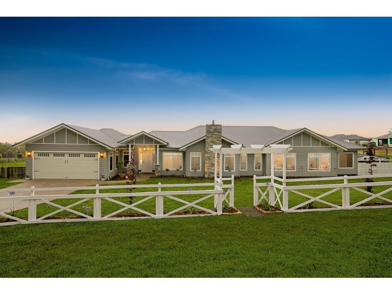 2 Daybreak Close, Cabarlah QLD 4352