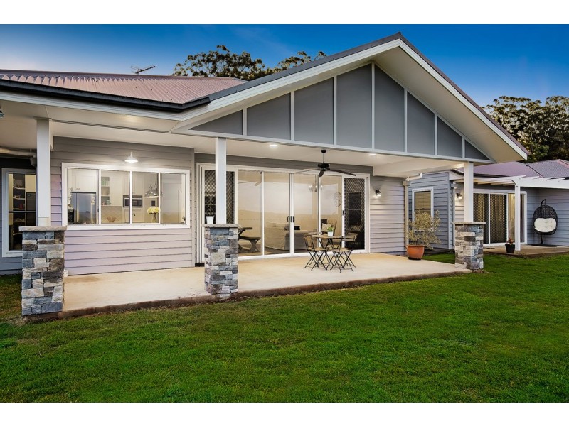 2 Daybreak Close, Cabarlah QLD 4352