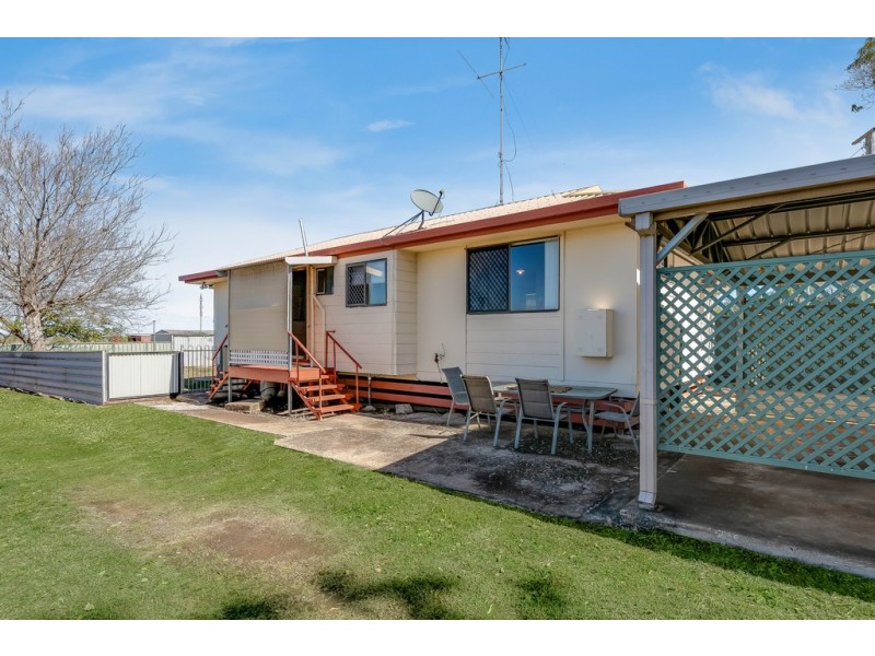 104 Main Street, Westbrook QLD 4350