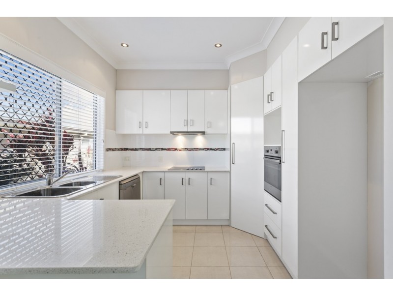 3/446 Hume Street, Middle Ridge QLD 4350