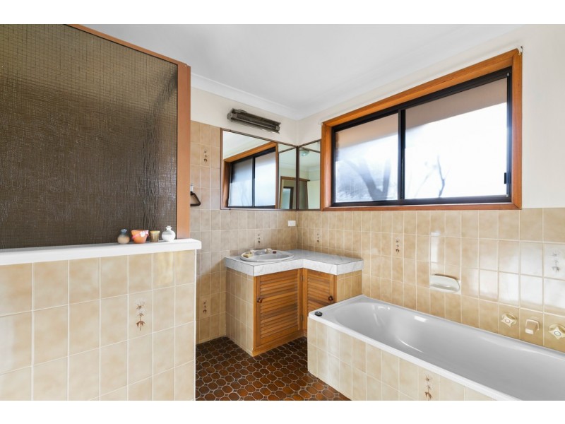 5 Karyn Street, Centenary Heights QLD 4350