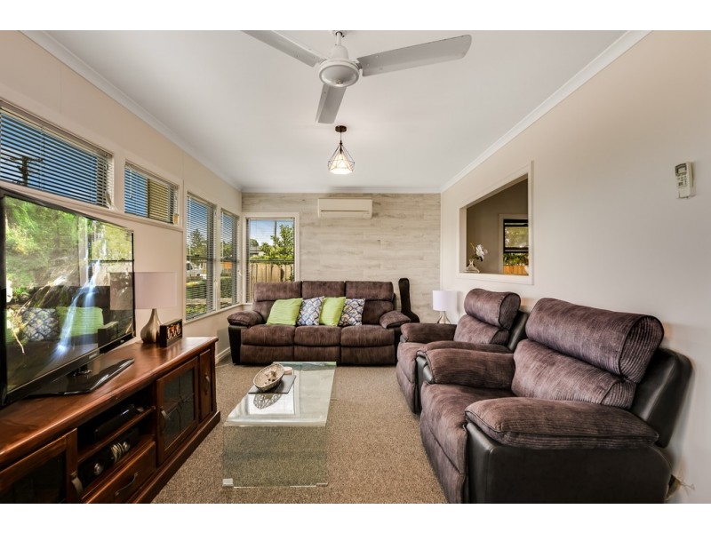 19 Burton Street, Harristown QLD 4350