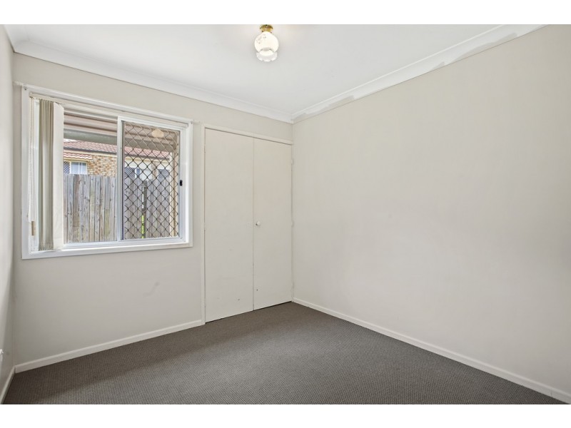 44 Hogg Street, Rockville QLD 4350