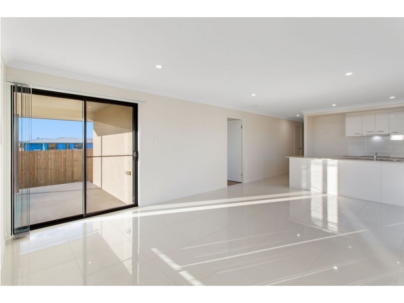 6 Murwillock Street, Cambooya QLD 4358