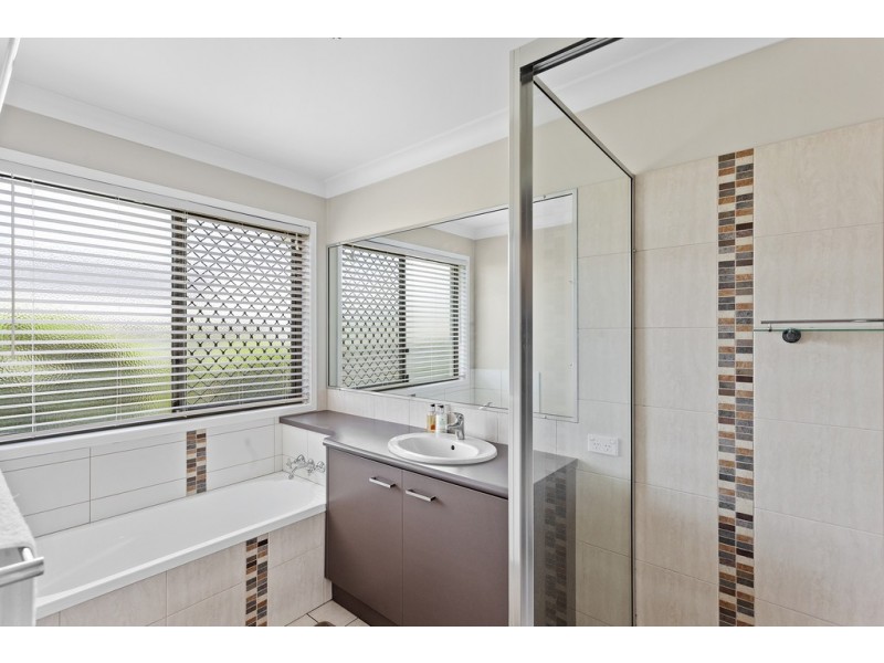 261 Glenvale Road, Glenvale QLD 4350