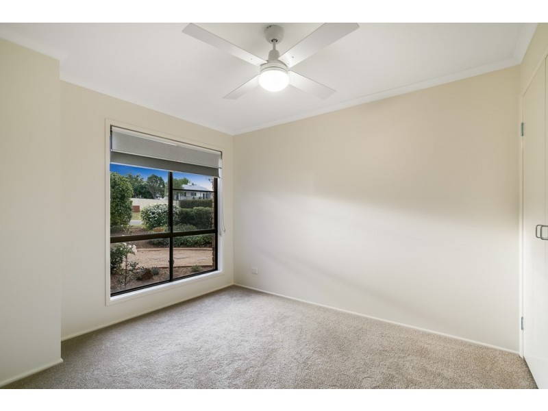 44 Broadfoot Street, Kearneys Spring QLD 4350