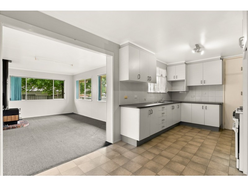 1 Clive Crescent, Darling Heights QLD 4350