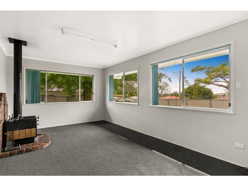 1 Clive Crescent, Darling Heights QLD 4350