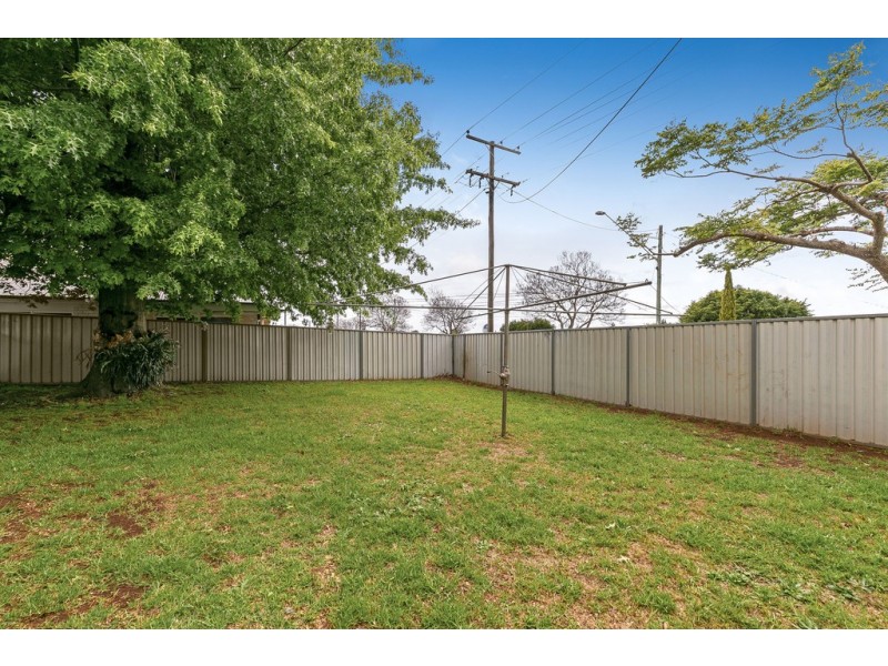 1 Clive Crescent, Darling Heights QLD 4350