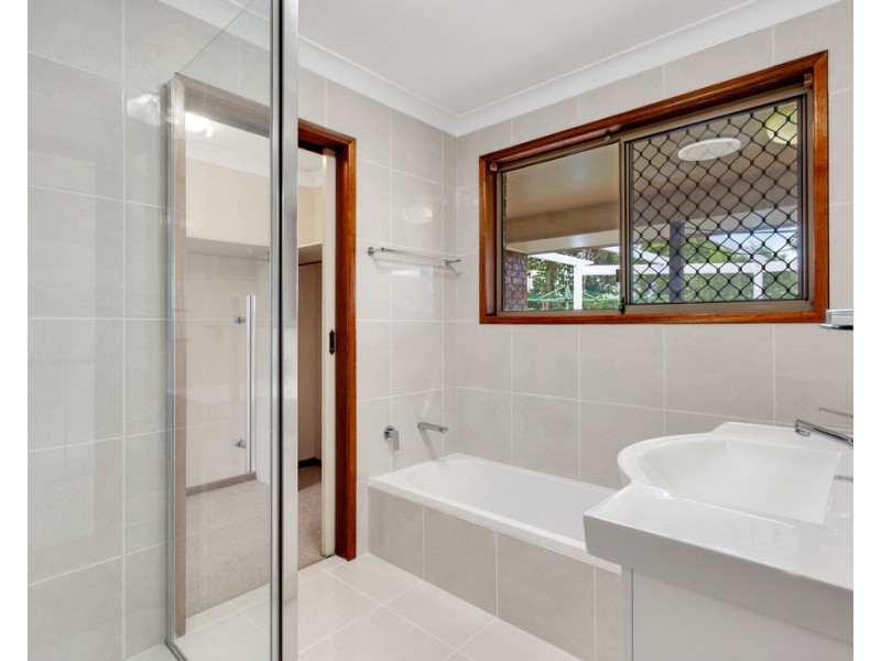 41 Broadfoot Street, Kearneys Spring QLD 4350