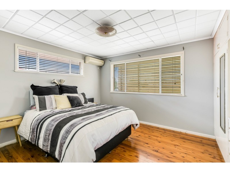 40 Hampton Street, Harristown QLD 4350