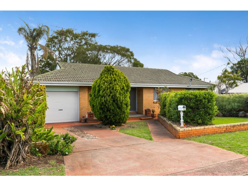 12 Clarice Street, Harristown QLD 4350
